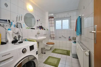 Von privat - sofort frei - Gepflegte 2-Zi.-ETW in Gera, Bj. 96 mit Einbauküche und Pkw-Stellplatz – Bild 2