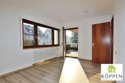 Sofort frei - Untertürkheim - helle 3,5 Zi.-Erdgeschoss-Wohnung mit 2 Terrassen und Garten – Bild 5
