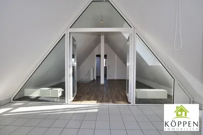 Sofort beziehbare, aussergewöhnliche Maisonettewohnung mit 5-6 Zimmer und 131 qm Wohnfläche – Bild 5