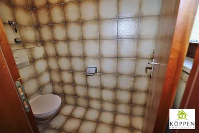 Sofort frei - Untertürkheim-Luginsland, helle 3 Zi.-Wohnung ca. 100 m² mit grossem Südbalkon – Bild 2
