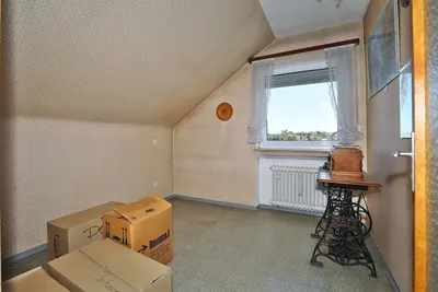 Freist. EFH mit ELW 160 m² + ELW 57 m² mit barrierefreiem Zugang - 572 m² Grundstück - sofort frei – Bild 2