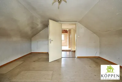Sofort frei - Freist. 2-Fam.-Haus mit Garten in Winnenden, zwischen Rems-Murr-Klinik und Arkadien – Bild 4