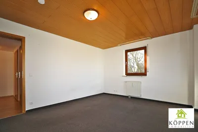 Großzügige, helle und sehr gut ausgestattete Mietwohnung in schöner Wohnlage von Fellbach – Bild 2