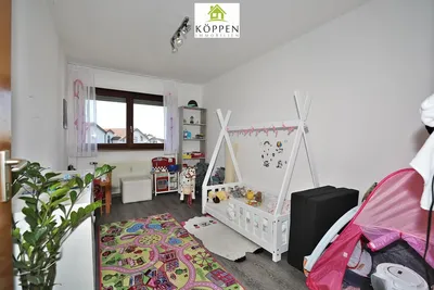 Und wieder eine Gelegenheit in Winnenden-Hungerberg. Kurzfristig beziehbare  4.-Zi.-ETW, mit 92 m² Wfl. – Bild 6
