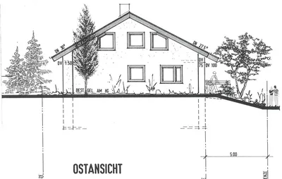 SELTENE GELEGENHEIT! 3,5 Zi. ETW (107 qm) mit eigenem Gartenanteil in 3-Fam.-Haus, sof. frei – Bild 2