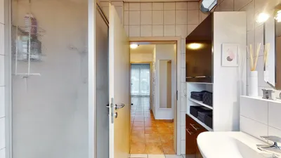 Tolle 2-Zi.-DG Wohnung mit E-Küche ab 01.01.2021 in Fellbach unterhalb der Weinberge zu vermieten – Bild 5