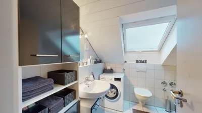 Tolle 2-Zi.-DG Wohnung mit E-Küche ab 01.01.2021 in Fellbach unterhalb der Weinberge zu vermieten – Bild 6