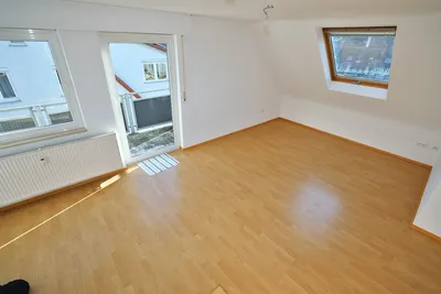 Gepflegte 3-Zi.-Maisonette-Wohnung in Schwaikheim 222.000 € zzgl. Stellplatz – Bild 2