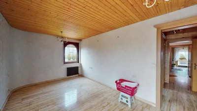 Wohnen - fast wie im eigenen Haus - 3,5 Zi.-Whg. mit 135 m² Wfl. im Obergeschoss mit großer Terrasse – Bild 3