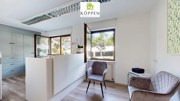 Büro-/Praxisfläche beim Bahnhof in Winnenden, 67 m² + 24 m² Nebenfläche + Terrasse