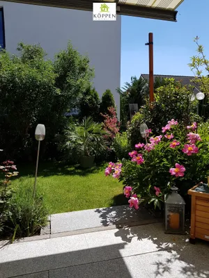 Großzügig, modern, neuwertig – das alles und noch viel mehr ist dieses Reihenhaus in Leutenbach