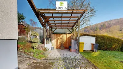 Liebhaberobjekt-Freist. EFH auf 450 m² Grundstück, 4,5 Zi.+Hobbyräume im DG + Carport für Wohnmobil – Bild 6