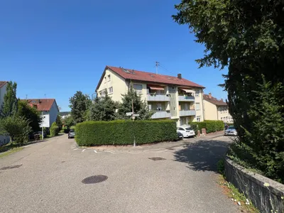 Bezaubernde 2,5-Zi.-DG Wohnung in Winnenden in schöneer Wohnlage – Bild 3