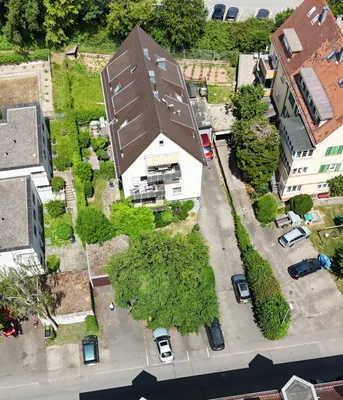 Suttgart-Bad Cannstatt: Mehrfamilienhaus aufgeteilt in Eigentumswohnungen